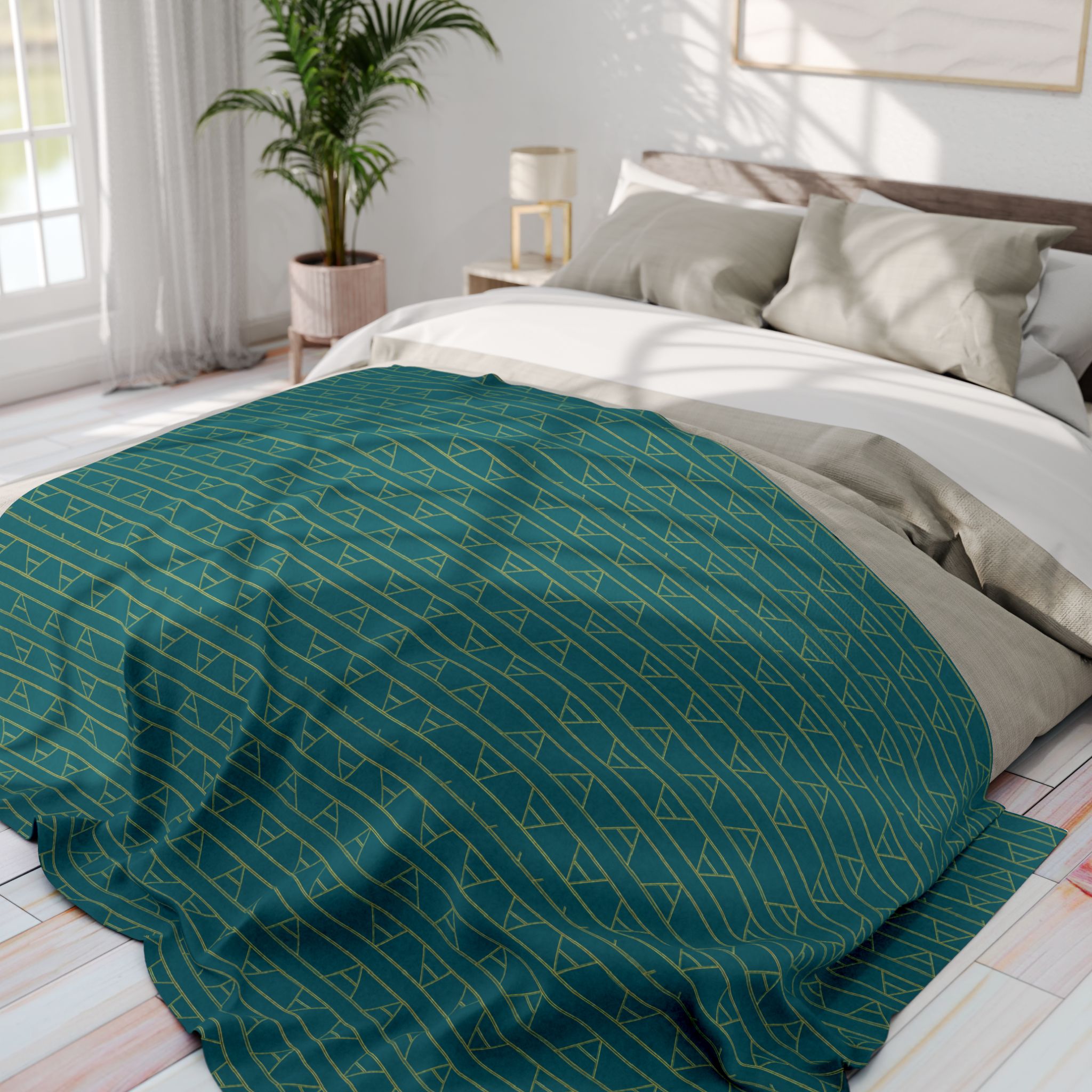 Kingston Arctic Fleece Blanket (in Teal) - Image 5
