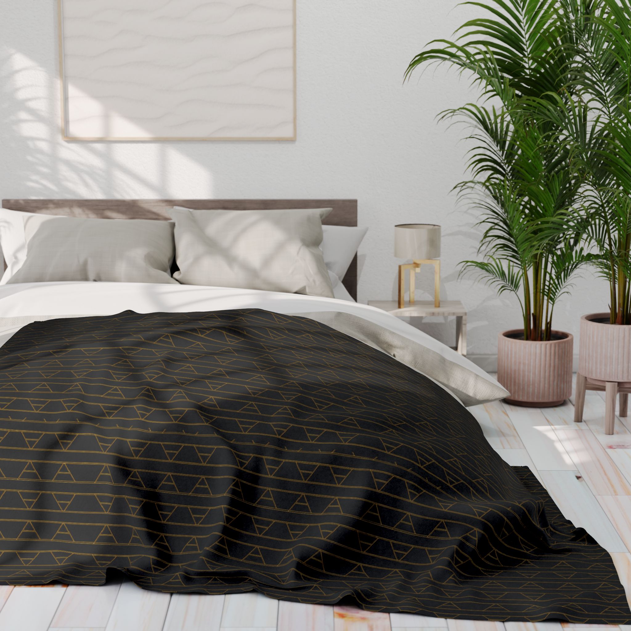 Kingston Arctic Fleece Blanket (in Black) - Image 6