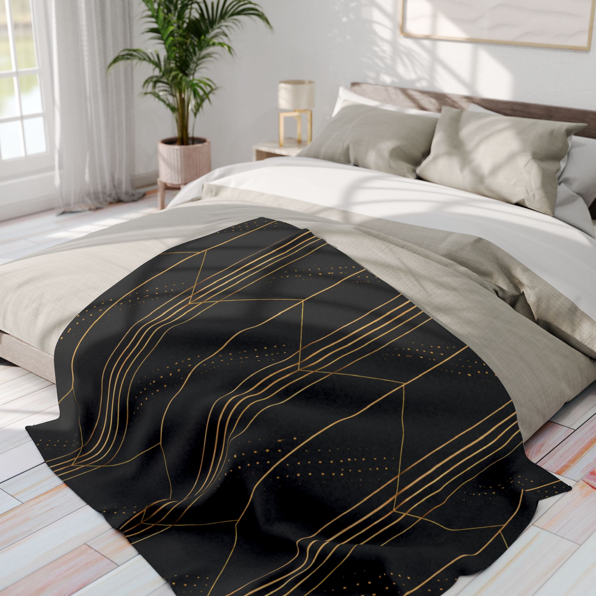 Endeavour Arctic Fleece Blanket (in Black) - Image 11