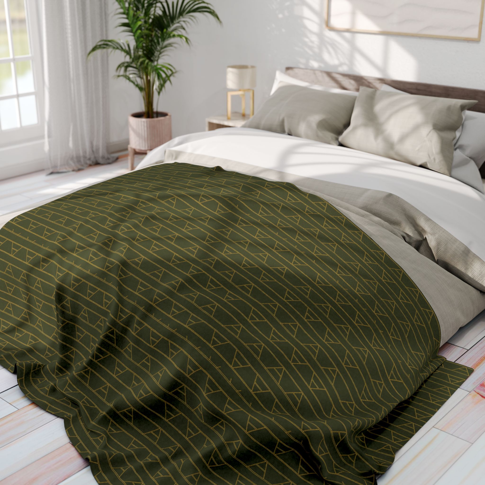 Kingston Arctic Fleece Blanket (in Olive) - Image 5