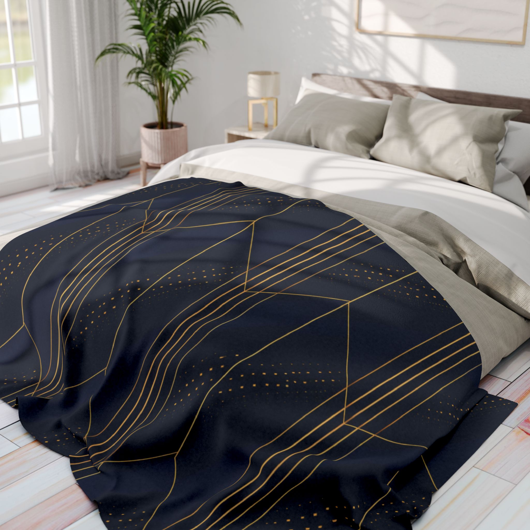 Endeavour Arctic Fleece Blanket (in Blue) - Image 5