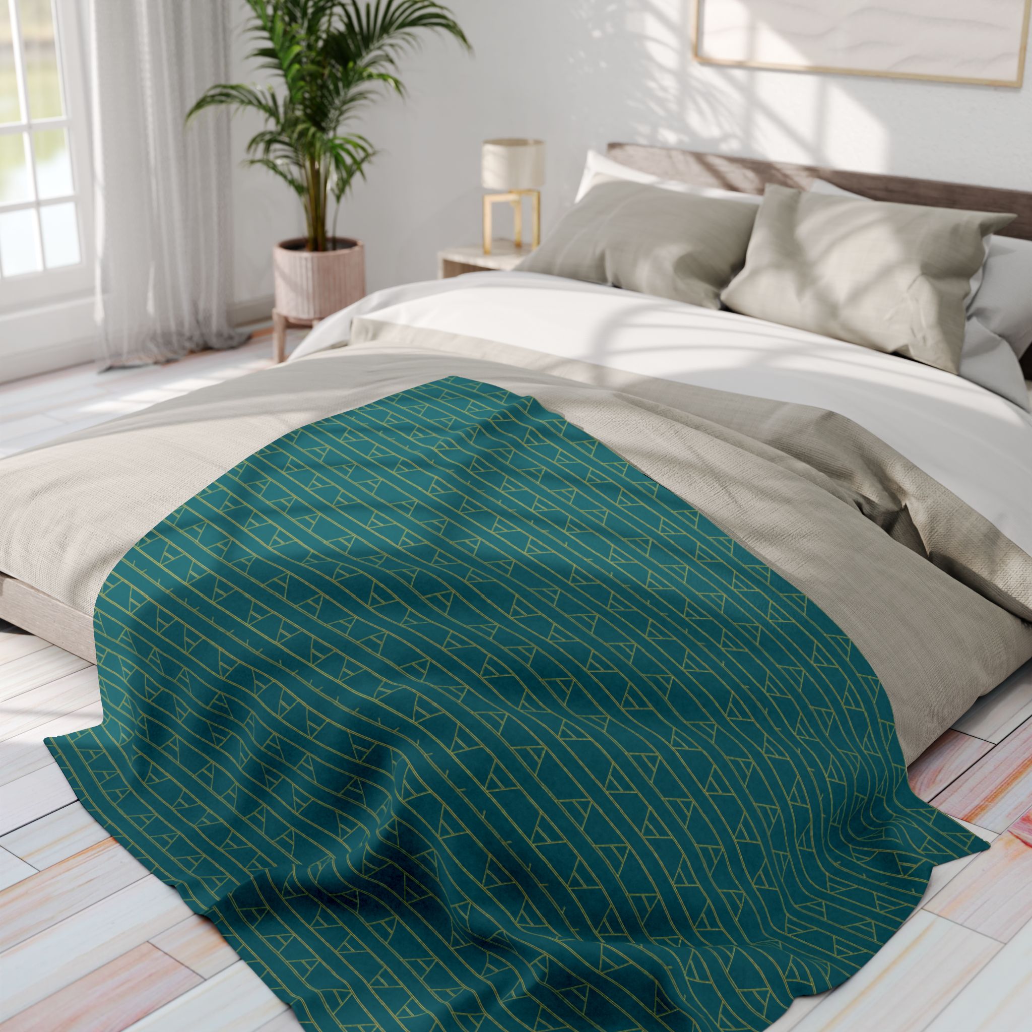Kingston Arctic Fleece Blanket (in Teal) - Image 11