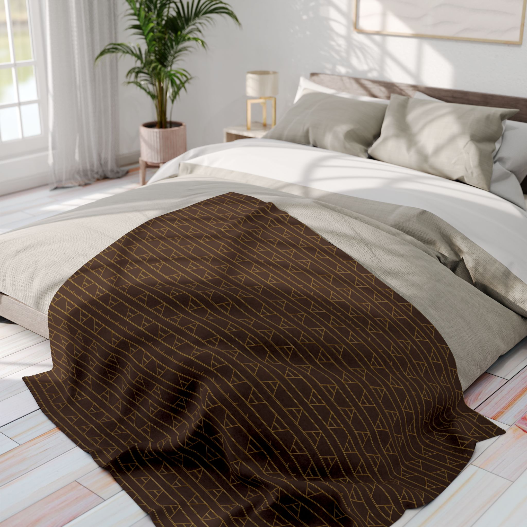 Kingston Arctic Fleece Blanket (in Brown) - Image 11